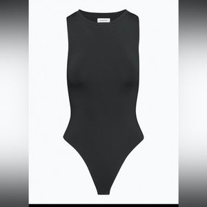 Aritzia contour muscle bodysuit - size small